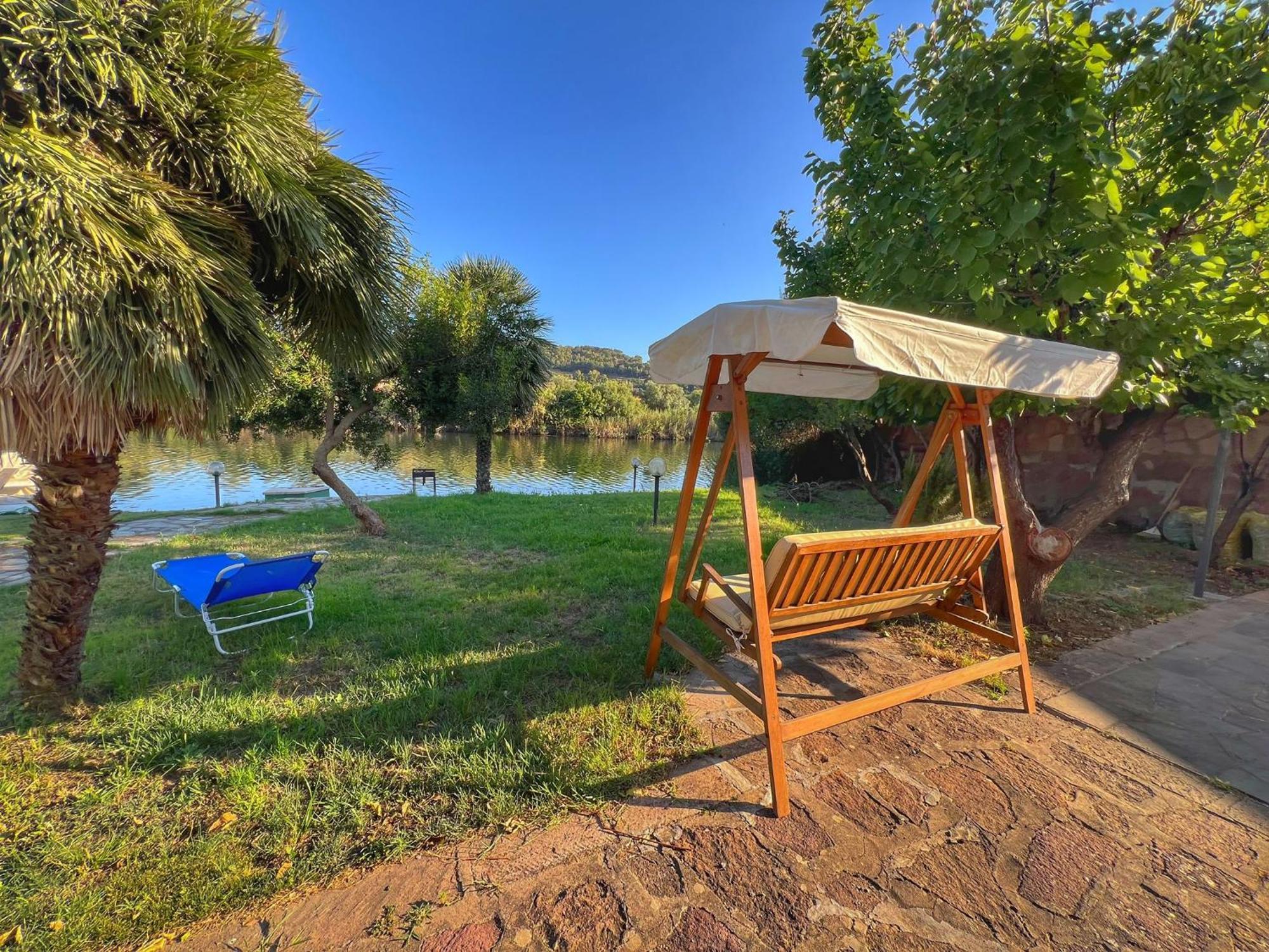 Holiday home Exclusive Riverside House In The Center Of - Private Garden And Parking