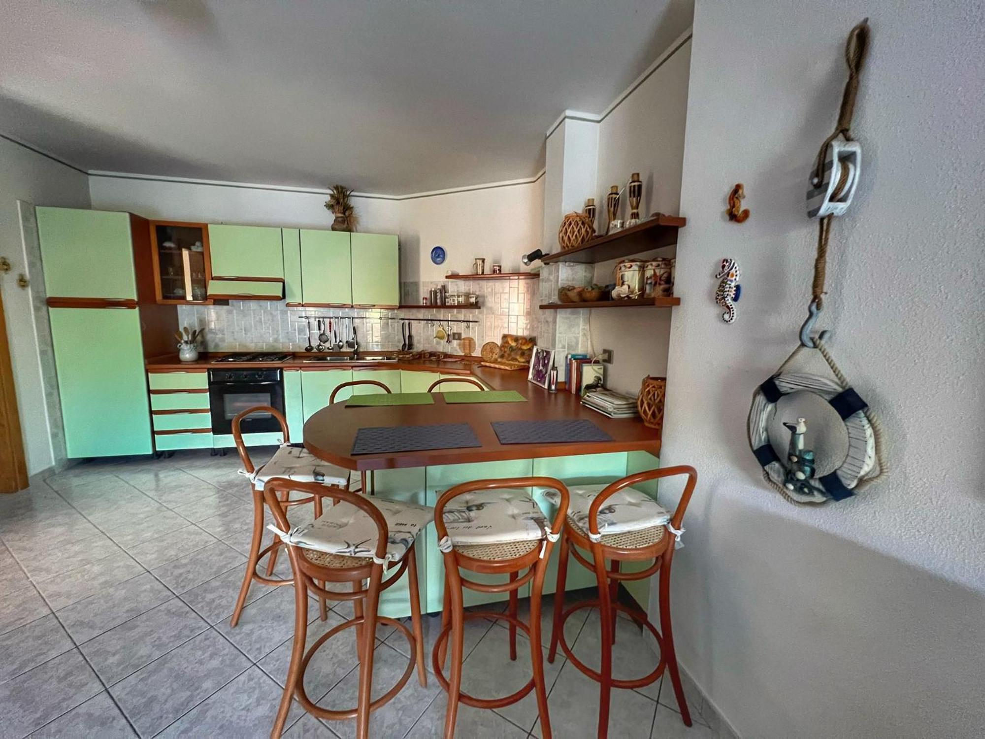 Exclusive Riverside House In The Center Of - Private Garden And Parking
